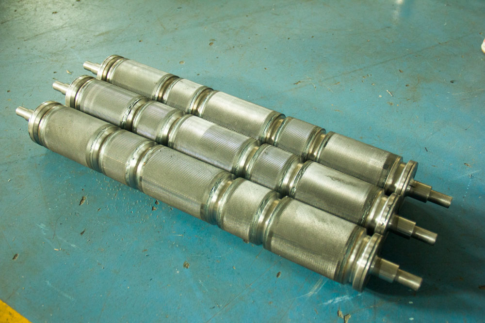 Hongrui Custom Grooved Power Roller friction roller factory
