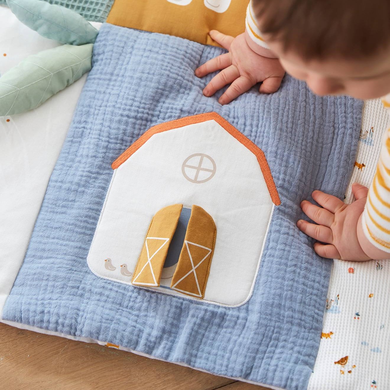 Square Soft Baby Crawling Mat Sensory Customizable Baby Play Gym Tummy Time Kids Play Mat manufacture