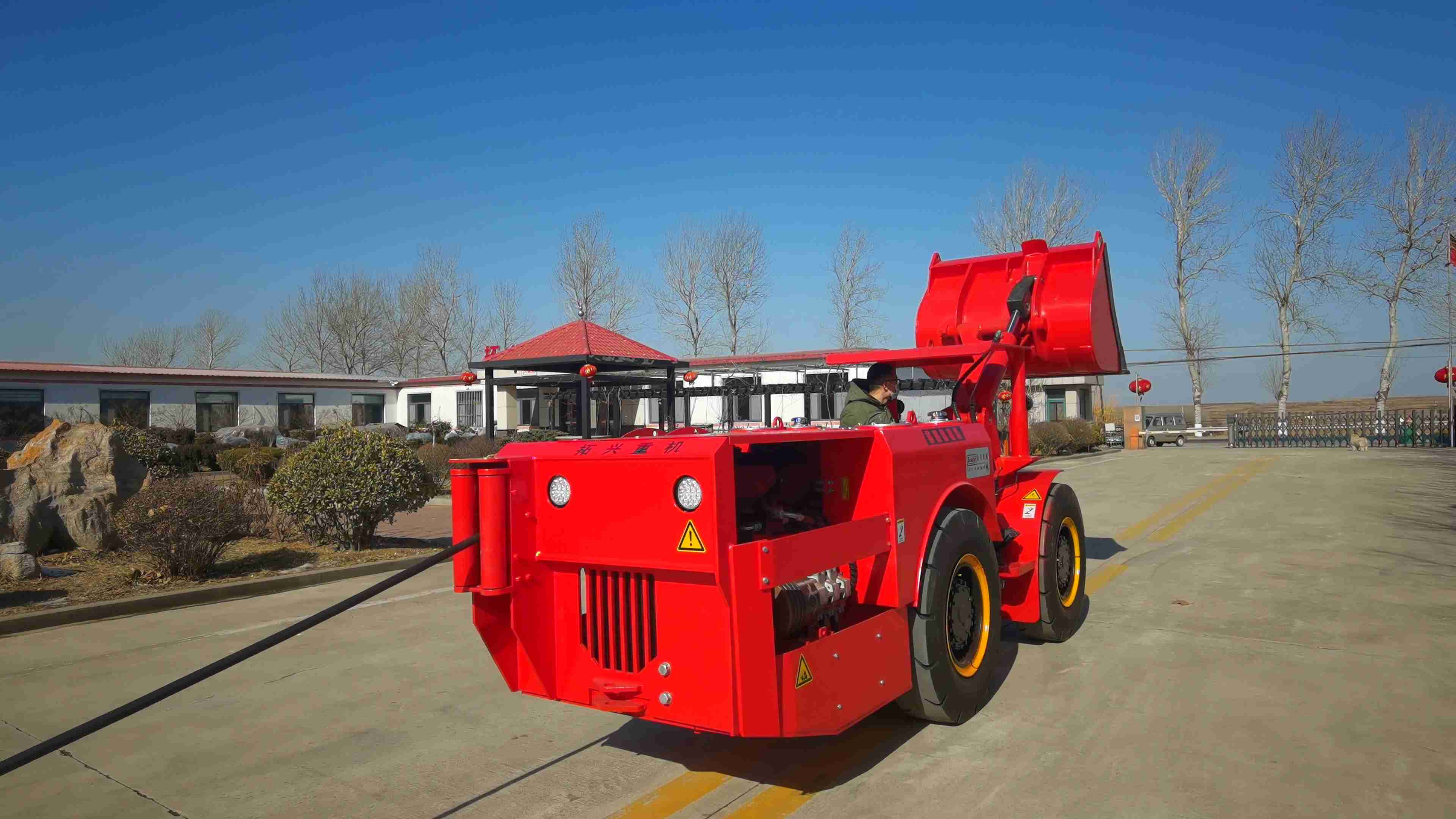 TC-100E Electric Wheel Loader Underground Scooptram For Mining supplier