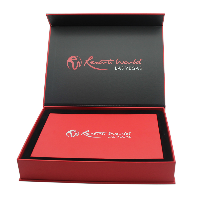 Las cajas de folletos de video del resort world