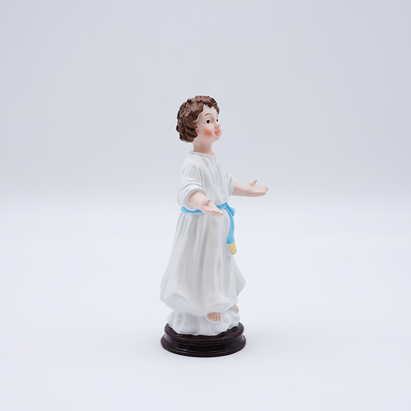 Wholesale religious decoration baby jesus statue sculpture custom handmade resin craft catholic figurine factory