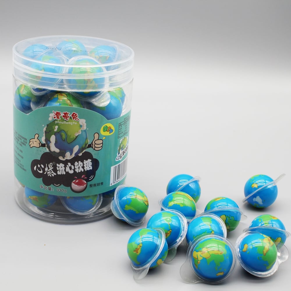 Sweets 3D Bursting Eyes Ball Shape Soft Fruit Gummy Eyeball Gummy with Fruity Center Jam Filling Gummy manufacture