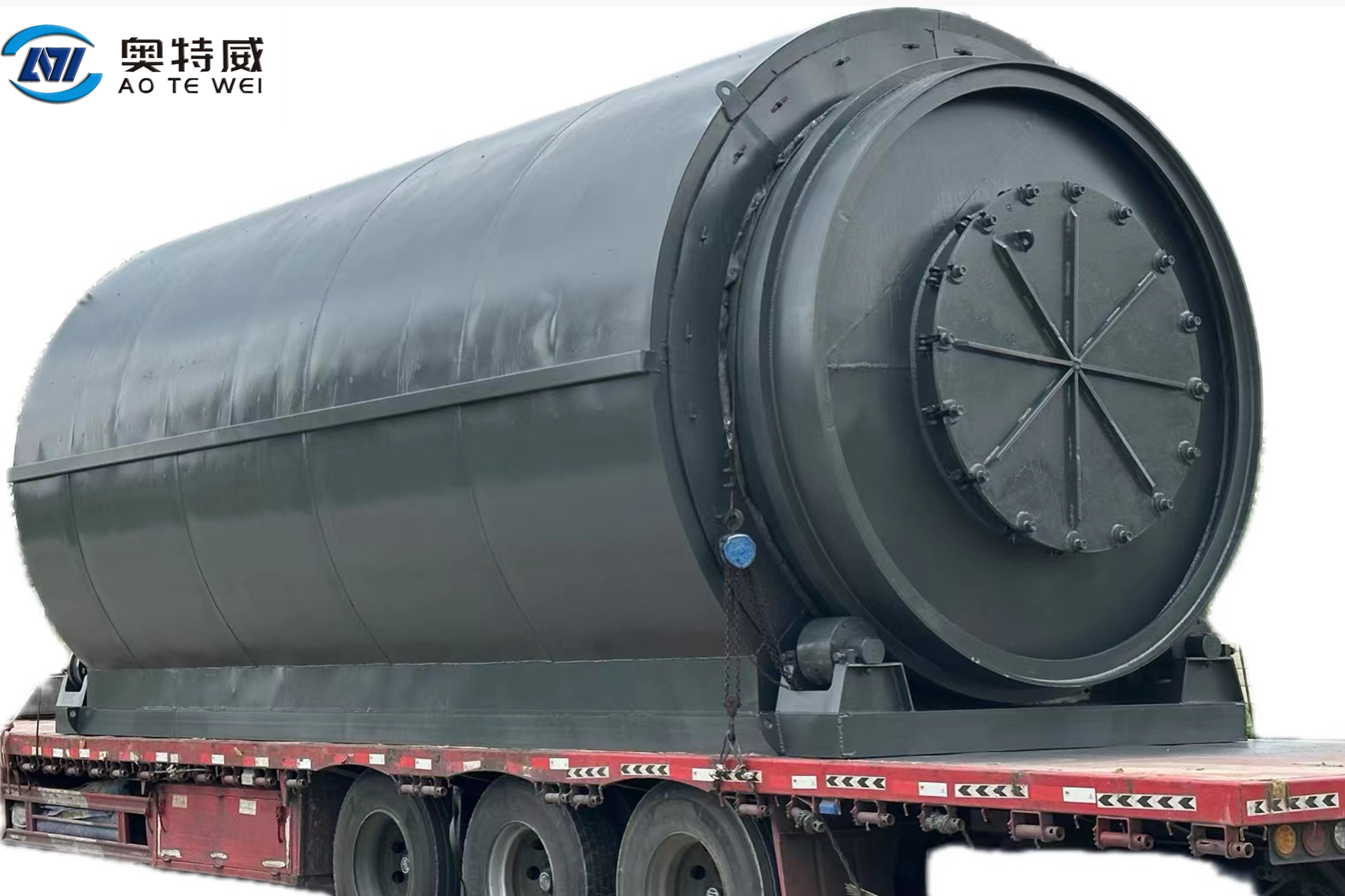 Video presentation of cracking equipment