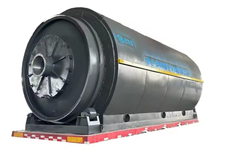 Why is there water in cracked waste tire oil?